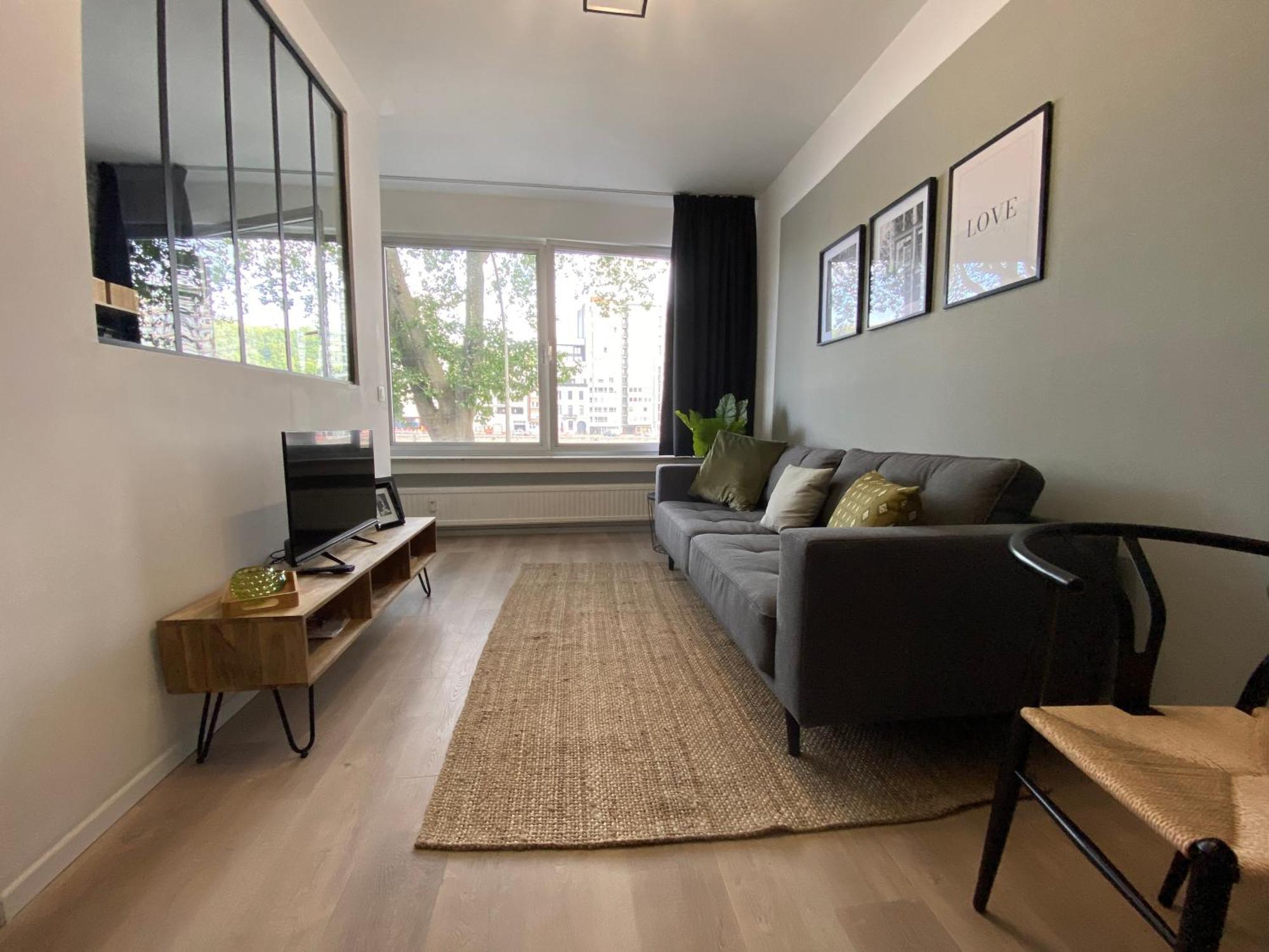 "Coeur De Meuse" - Appartement Tout Confort A リエージュ エクステリア 写真