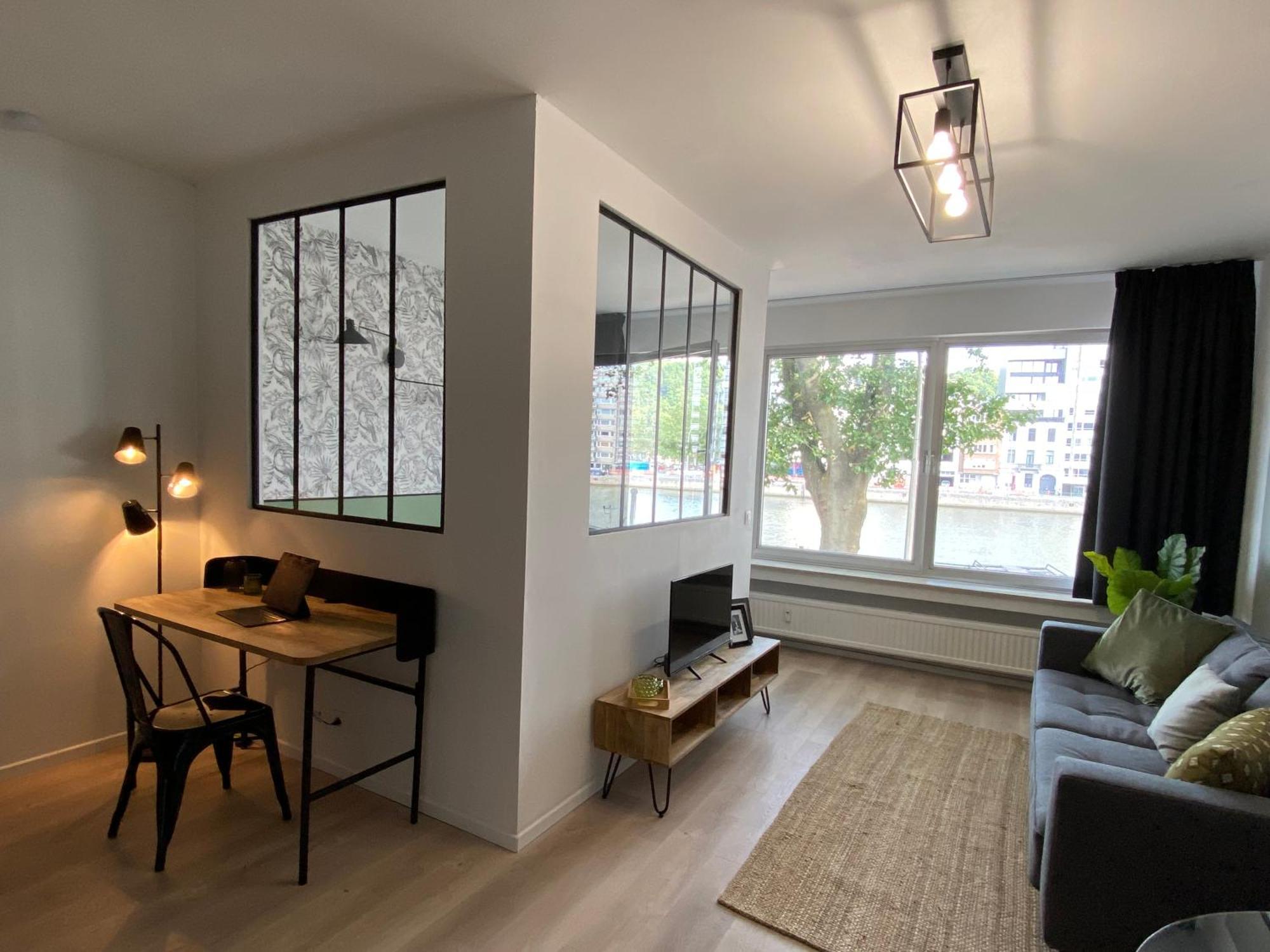 "Coeur De Meuse" - Appartement Tout Confort A リエージュ エクステリア 写真